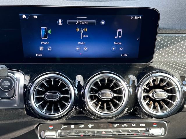 New 2026 Mercedes-Benz GLB 250 4MATIC image 17