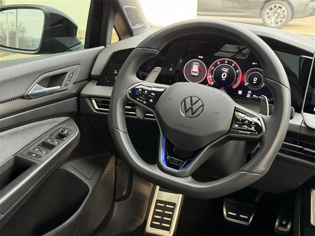 Used 2025 Volkswagen Golf R Black Edition image 14