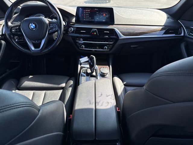 Used 2019 BMW 530i xDrive w/ Convenience Package AWD/4WD image 14