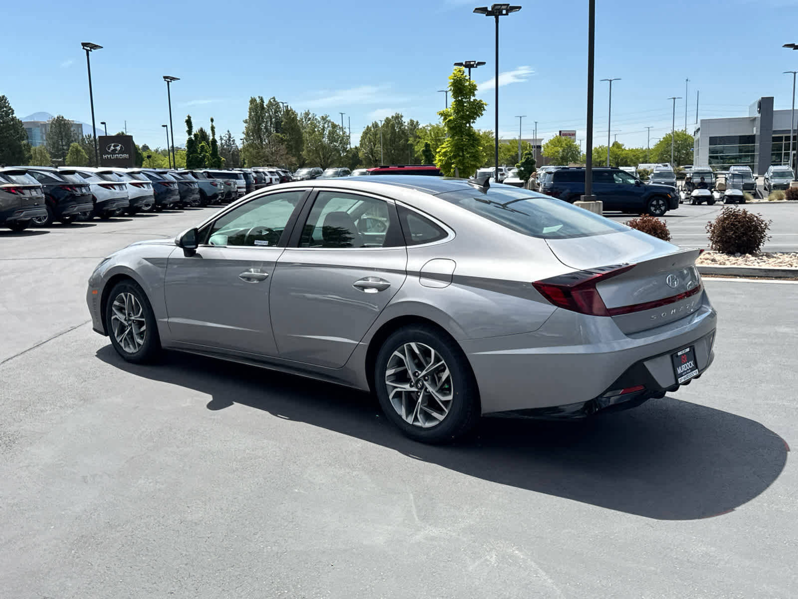 Used 2023 Hyundai Sonata SEL w/ Convenience Package FWD image 3