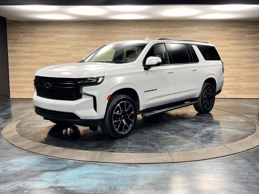 Used 2024 Chevrolet Suburban RST w/ Luxury Package image 7