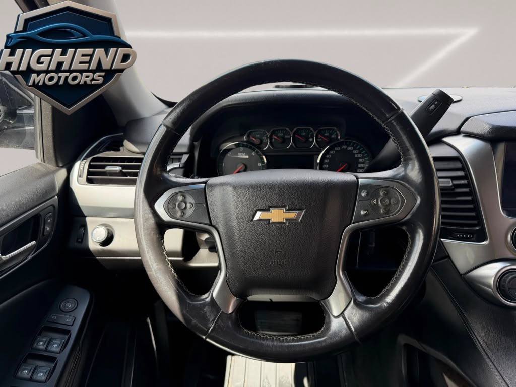 Used 2016 Chevrolet Suburban LS RWD image 22