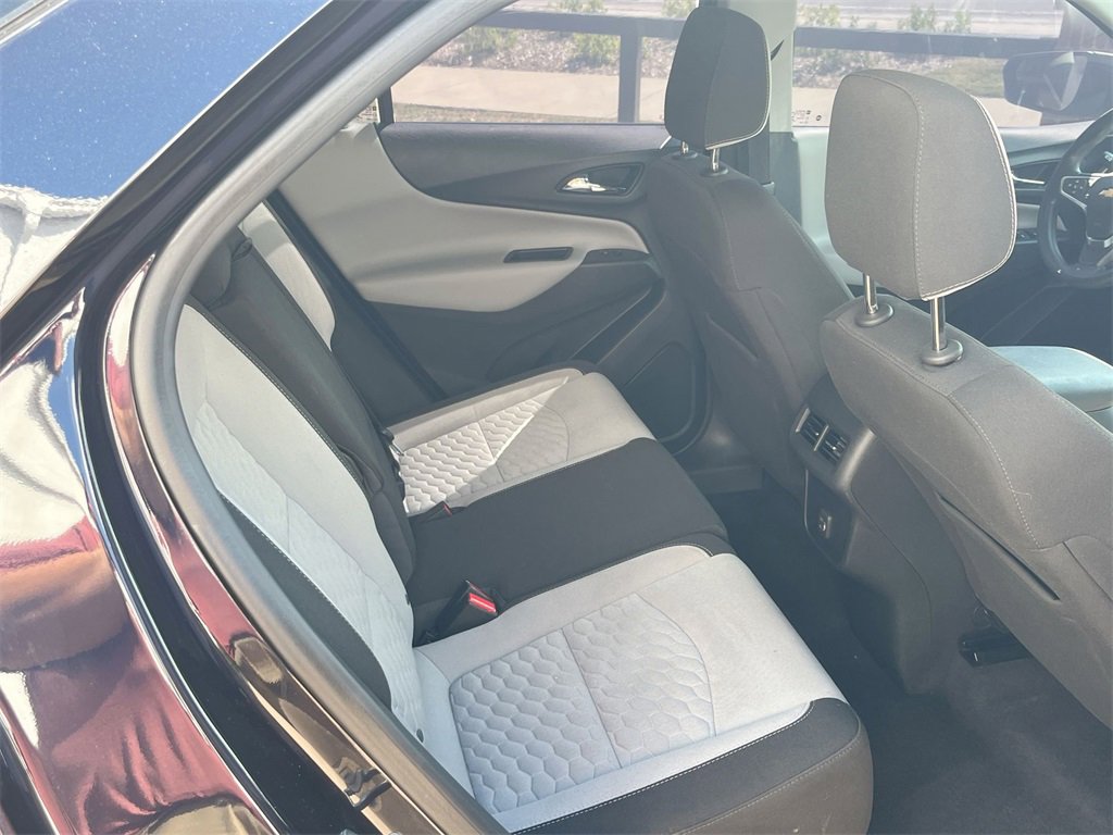 Used 2020 Chevrolet Equinox LS image 34