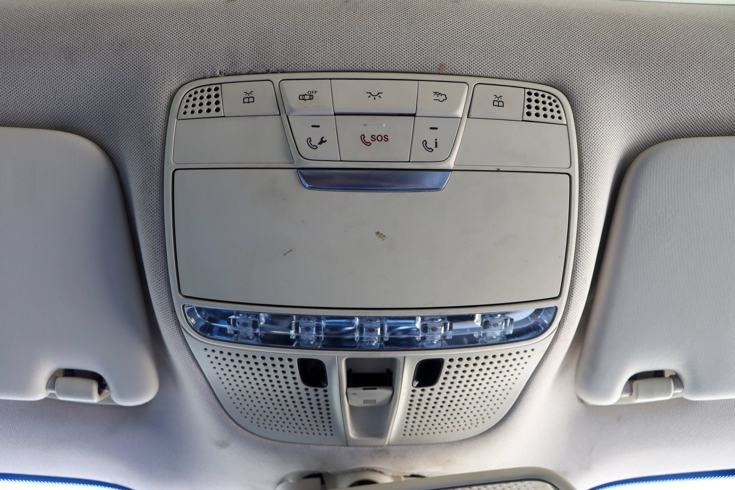 Used 2016 Mercedes-Benz GLC 300 w/ Multimedia Package image 41