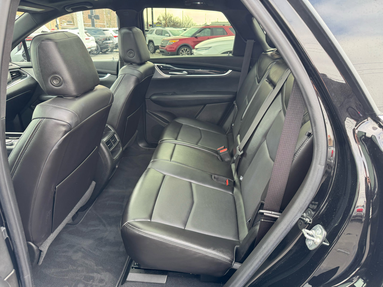 Used 2025 Cadillac XT5 Premium Luxury image 9