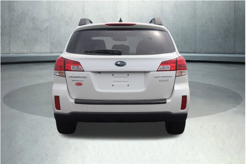 Used 2013 Subaru Outback 2.5i Limited AWD/4WD image 14