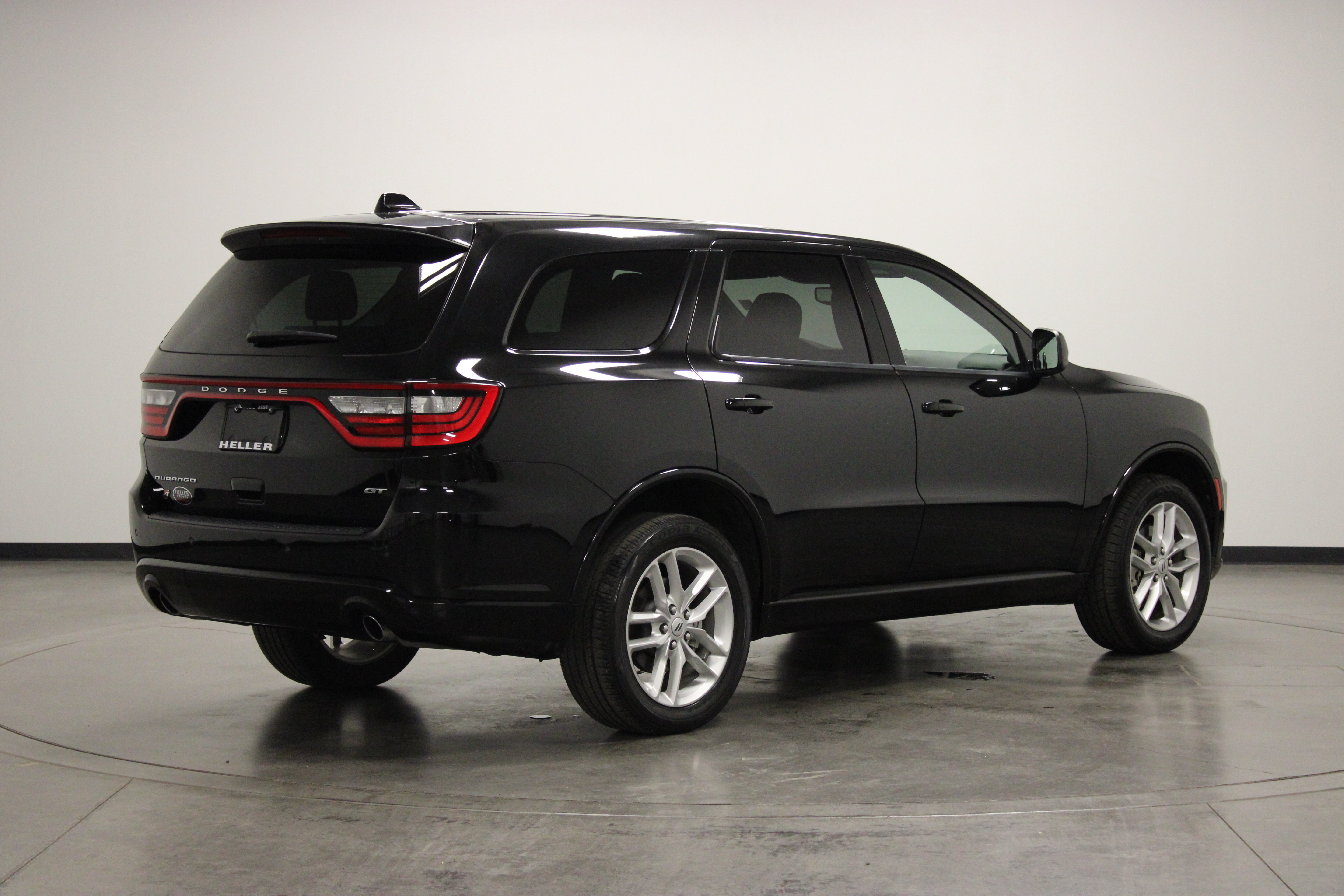 Used 2025 Dodge Durango GT AWD/4WD image 8