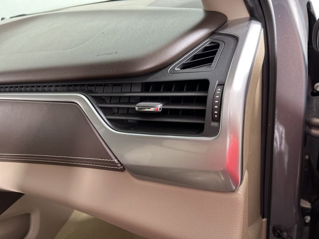 Used 2018 Chevrolet Tahoe Premier image 25