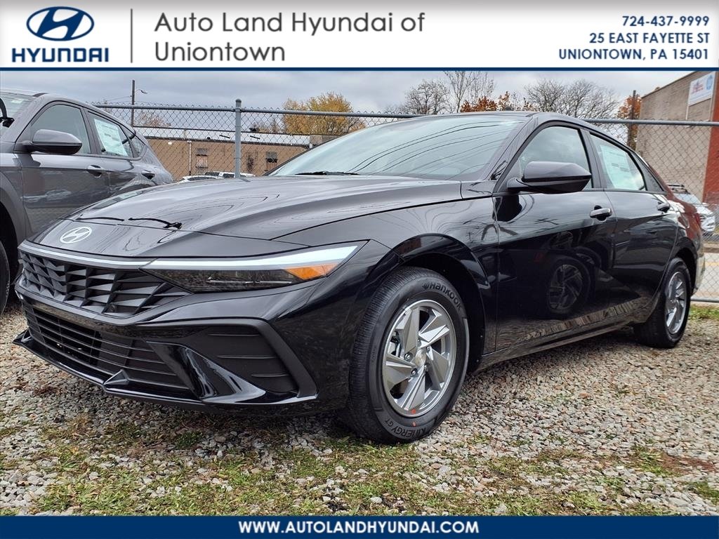 New 2026 Hyundai Elantra SE