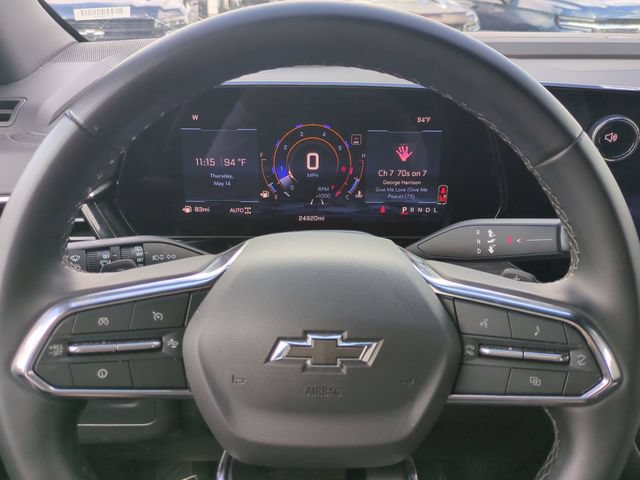 Used 2025 Chevrolet Suburban Z71 AWD/4WD image 32