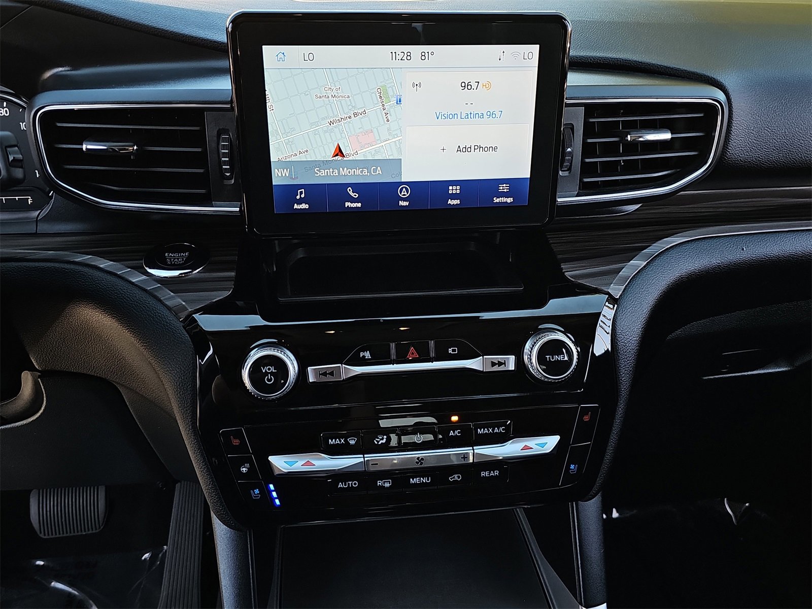 Used 2023 Ford Explorer Limited image 22