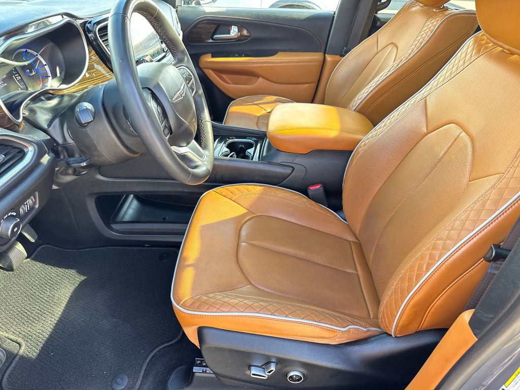 Used 2023 Chrysler Pacifica Pinnacle image 24