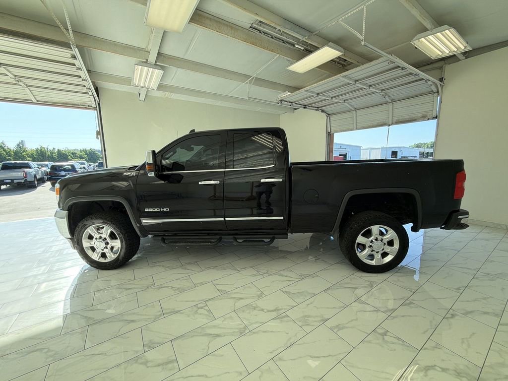 Used 2018 GMC Sierra 2500 SLT w/ Driver Alert Package AWD/4WD image 5