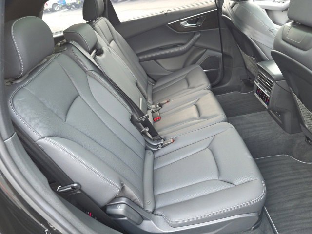 Used 2025 Audi Q7 3.0T Premium Plus w/ Premium Plus Package image 47
