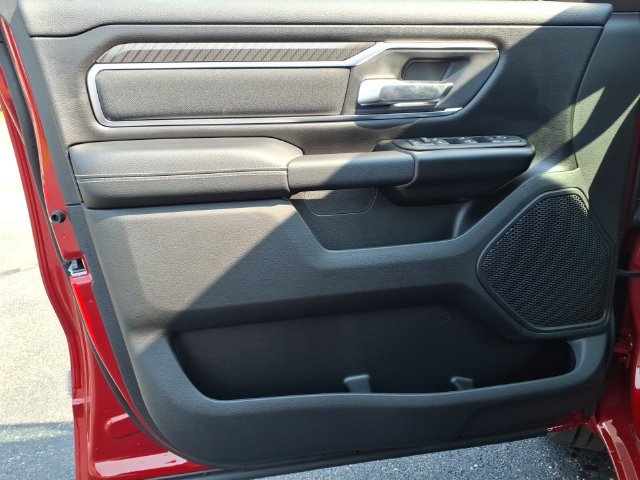 New 2026 RAM 1500 Big Horn AWD/4WD image 10