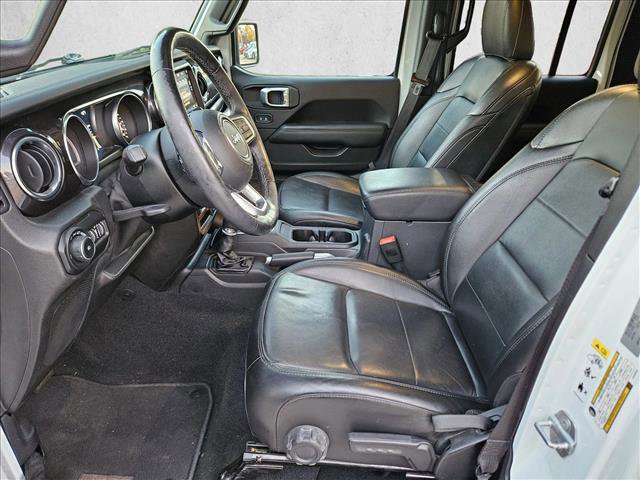 Used 2020 Jeep Wrangler Unlimited Sahara image 16