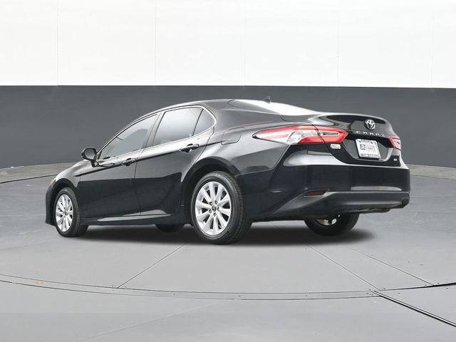 Used 2020 Toyota Camry LE image 43