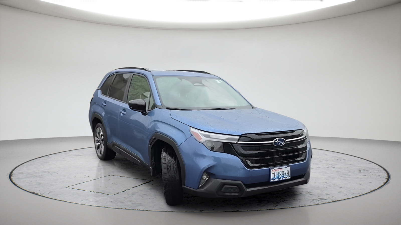 Used 2025 Subaru Forester Touring w/ Popular Package - Touring AWD/4WD image 3