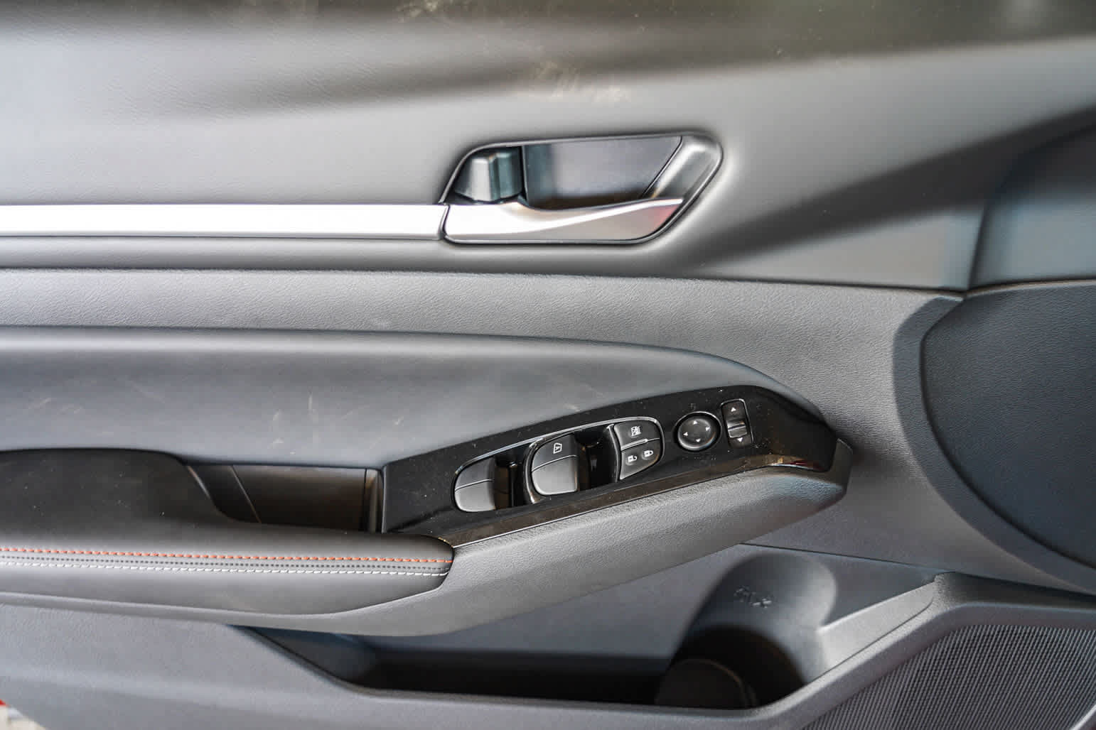 New 2024 Nissan Altima 2.5 SR w/ SR Premium Package FWD image 18