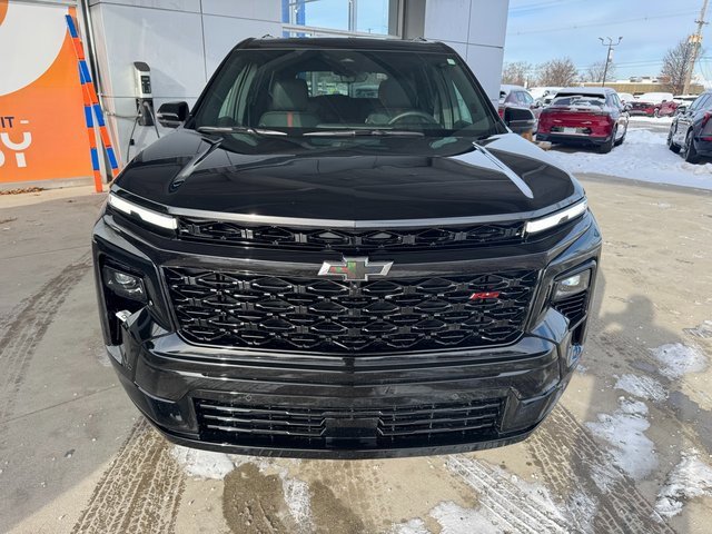 Certified 2025 Chevrolet Traverse RS w/ LPO, Floor Liner Package image 2