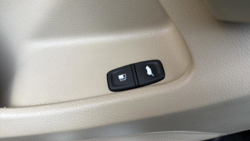 Used 2017 Acura MDX FWD image 22