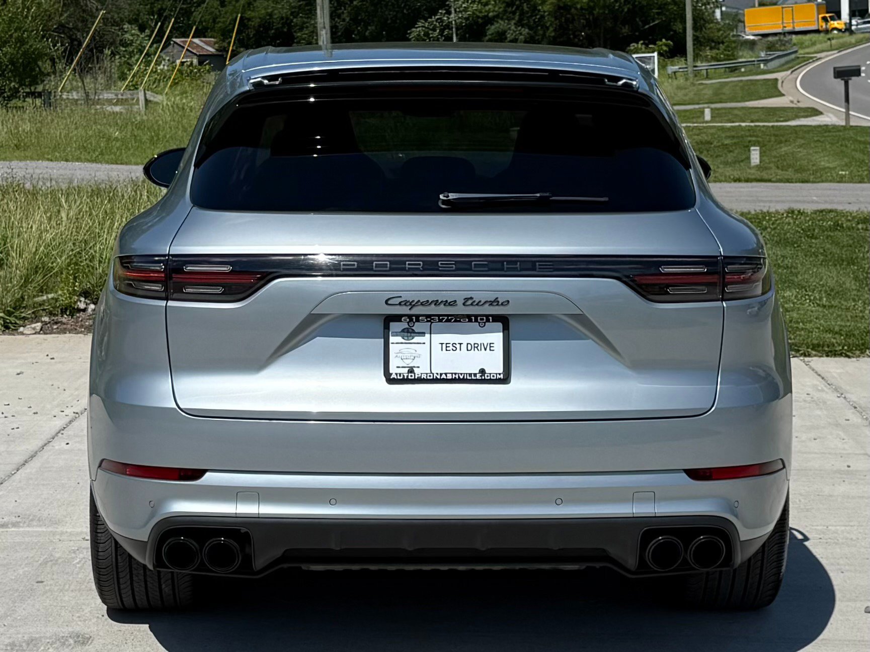Used 2023 Porsche Cayenne Turbo AWD/4WD image 6