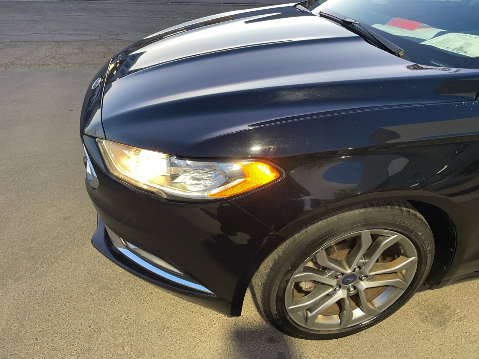 Used 2017 Ford Fusion SE w/ Equipment Group 201A AWD/4WD image 10