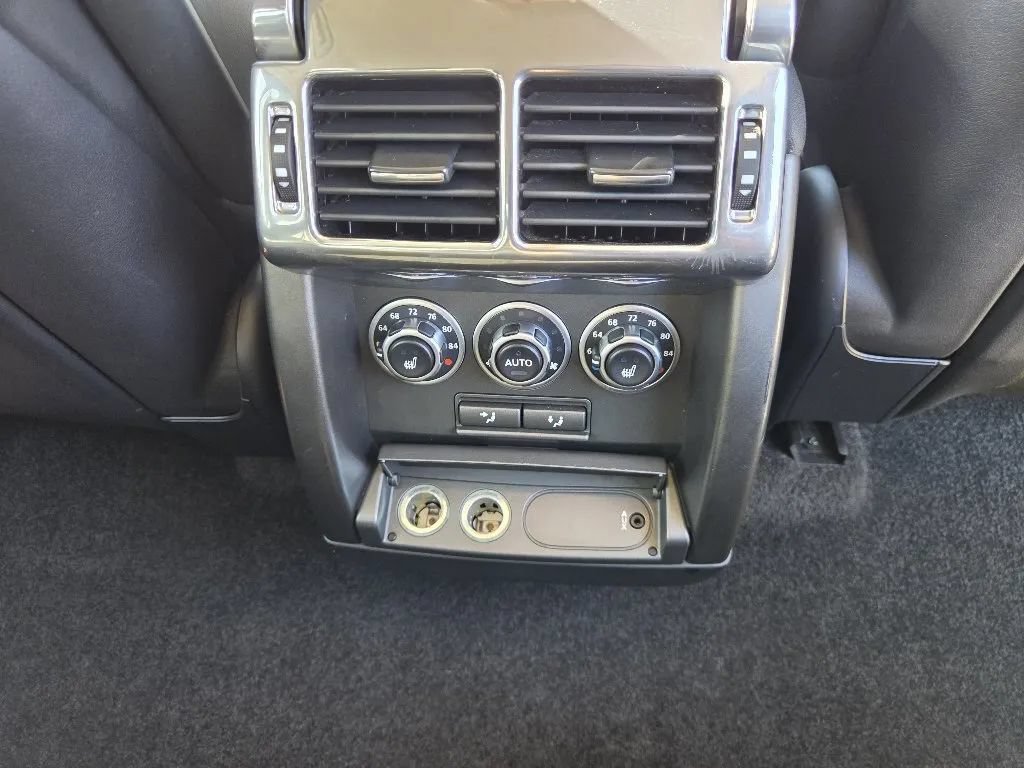 Used 2012 Land Rover Range Rover Supercharged AWD/4WD image 24