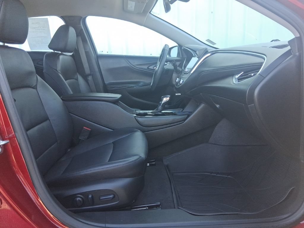 Used 2023 Chevrolet Malibu LT w/ Driver Confidence Package FWD image 14