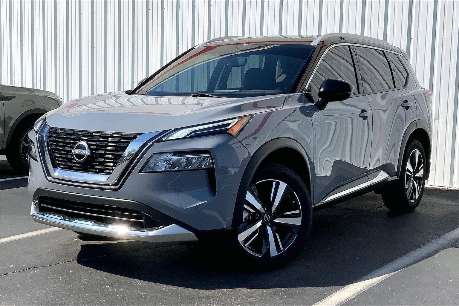 Used 2023 Nissan Rogue Platinum w/ Platinum Premium Package image 1