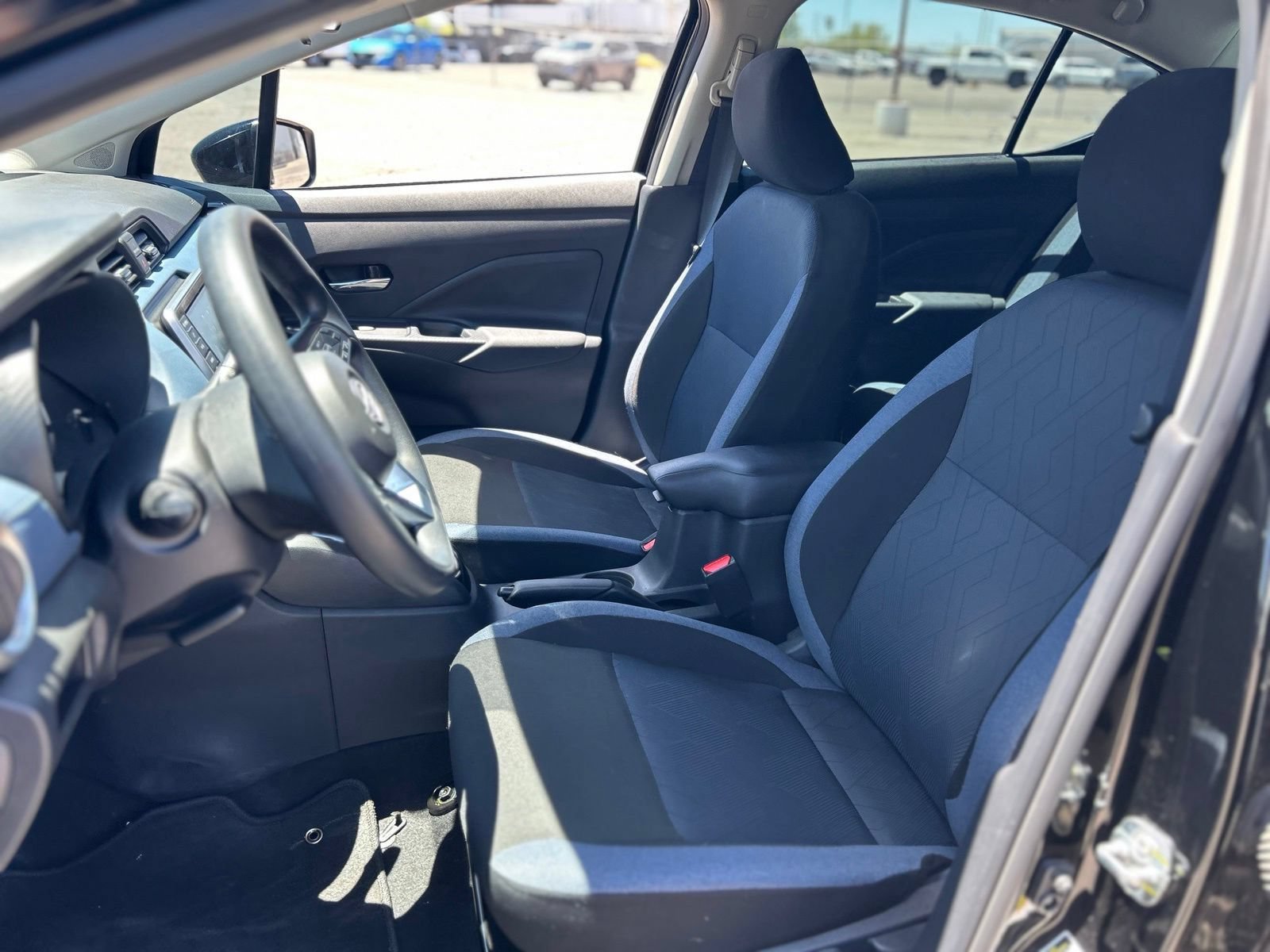 Used 2025 Nissan Versa SV w/ Trunk Package FWD image 15