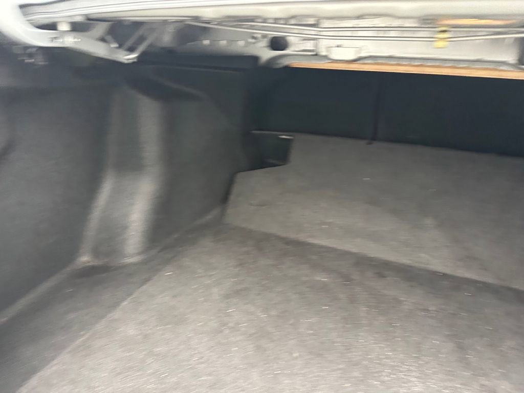 Used 2022 Toyota Corolla LE image 38