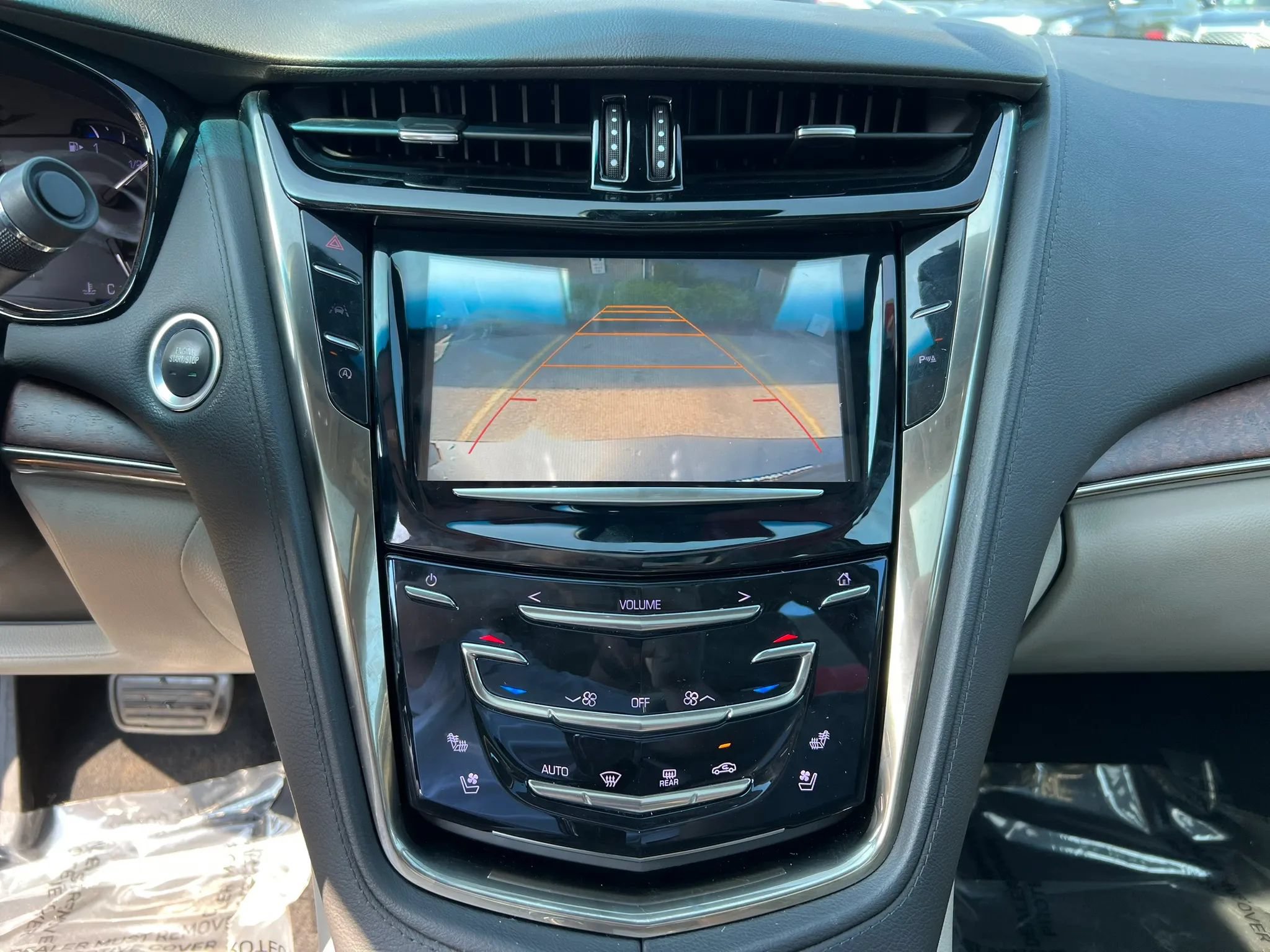 Used 2016 Cadillac CTS Luxury RWD image 13