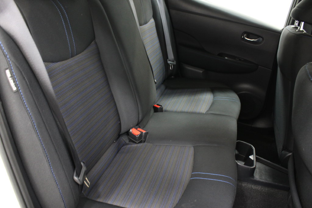 Used 2025 Nissan Leaf S FWD image 18