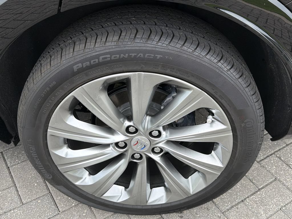 Certified 2025 Buick Envista Avenir FWD image 16