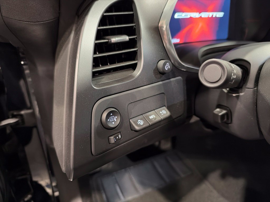Used 2016 Chevrolet Corvette Stingray Coupe w/ 3LT Preferred Equipment Group RWD image 26