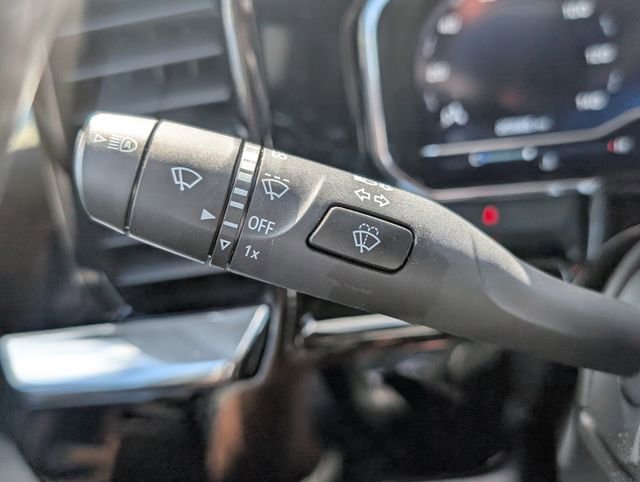 Used 2023 Chevrolet Silverado 1500 LTZ AWD/4WD image 26