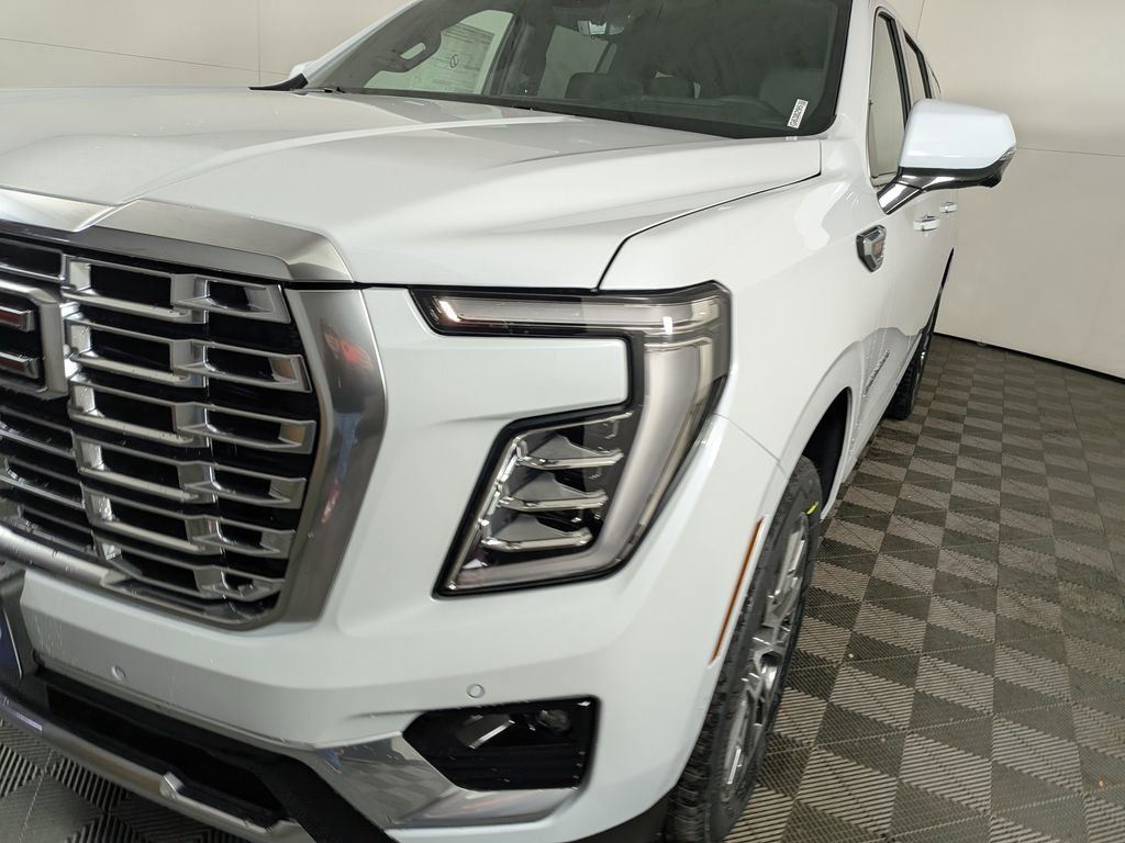 New 2026 GMC Yukon XL Denali w/ Denali Reserve Package image 9