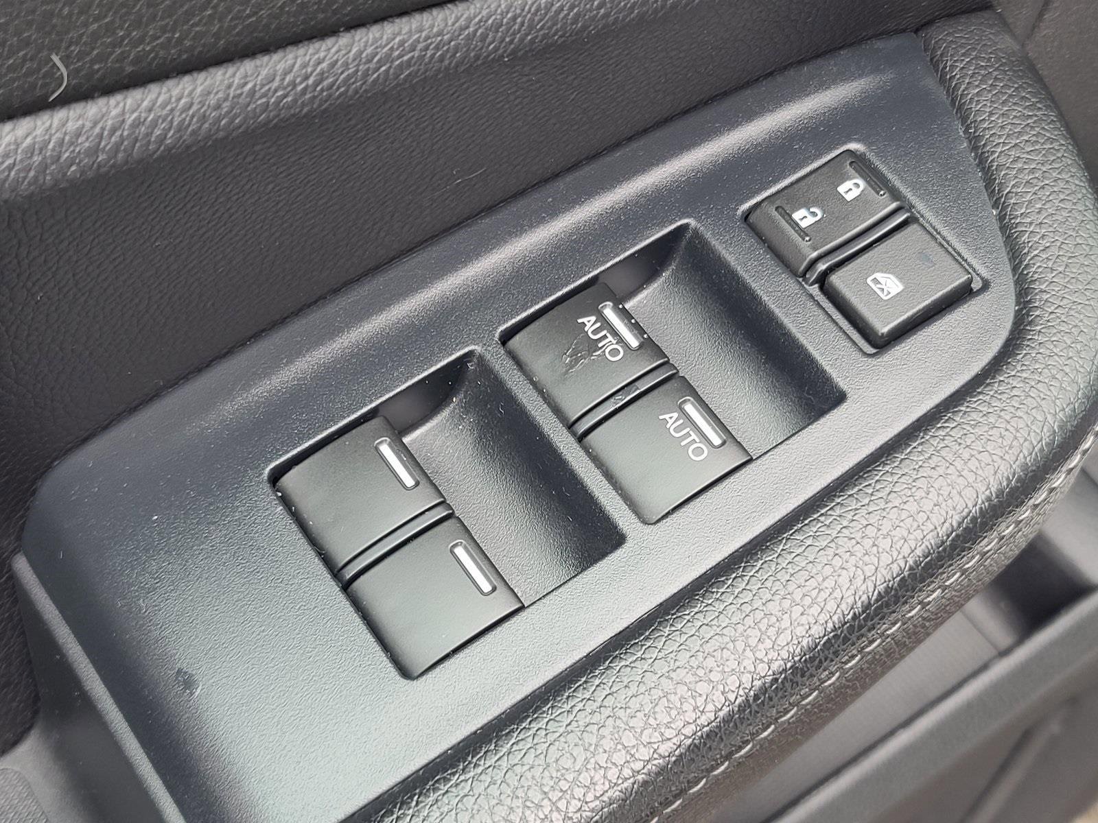 Used 2023 Honda Passport EX-L image 12