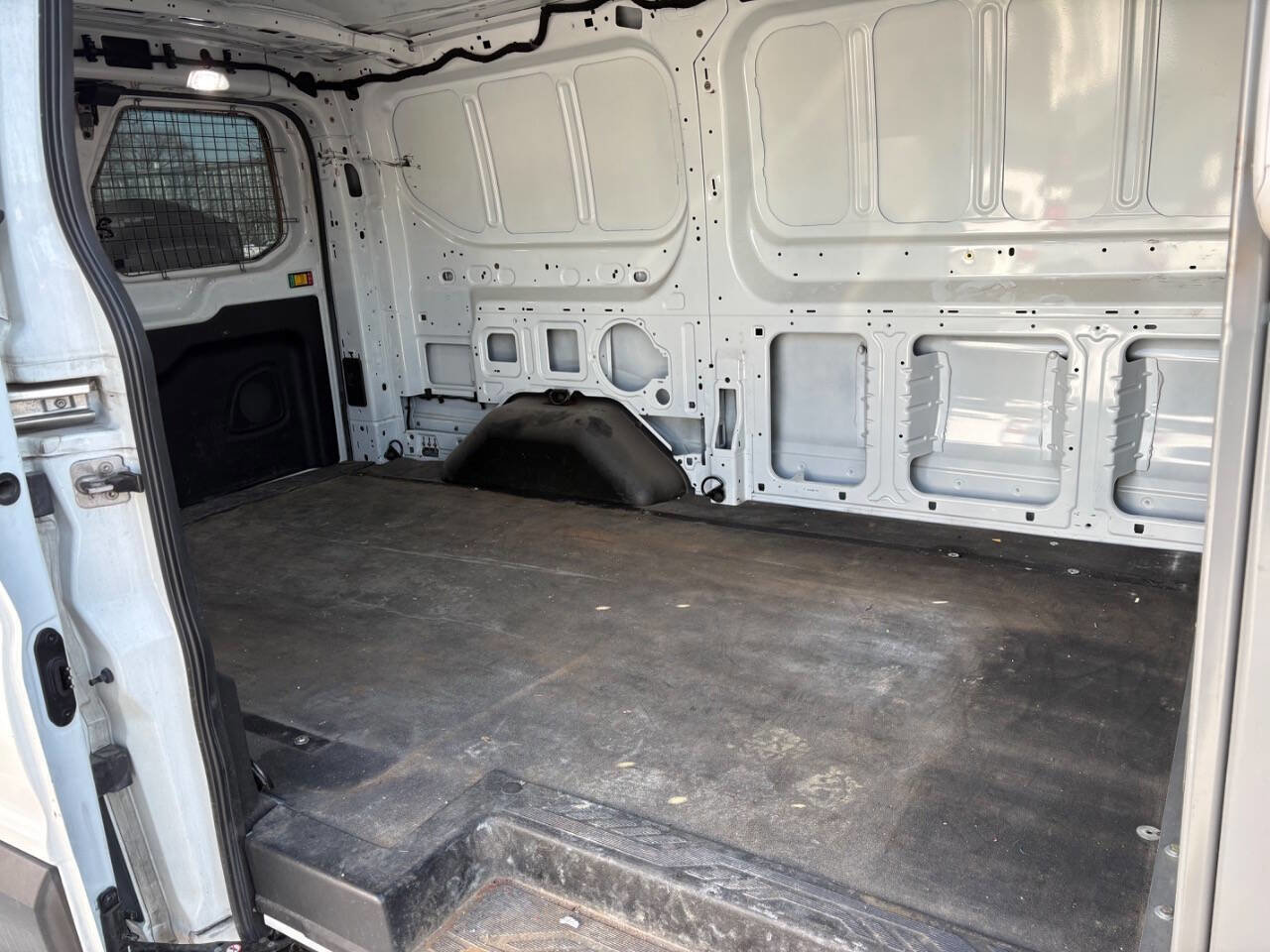 Used 2019 Ford Transit 150 130 Low Roof image 9