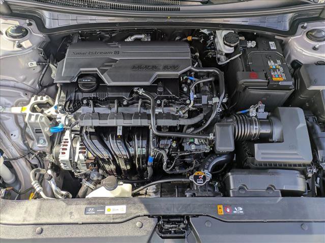 Certified 2025 Hyundai Elantra Sport FWD image 21