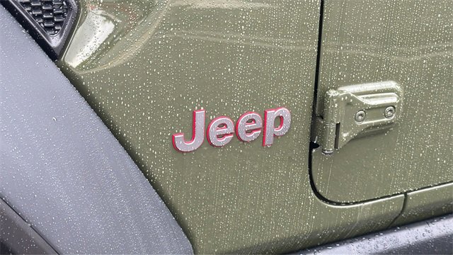 Used 2023 Jeep Gladiator Rubicon w/ Trailer Tow Package image 11