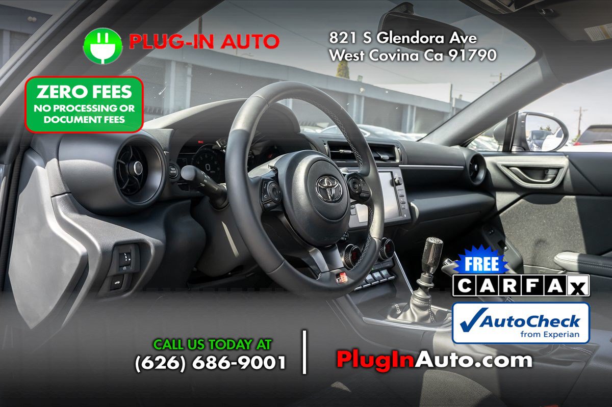 Used 2022 Toyota GR86 w/ ALL Weather Mat Package (TMS) RWD image 9