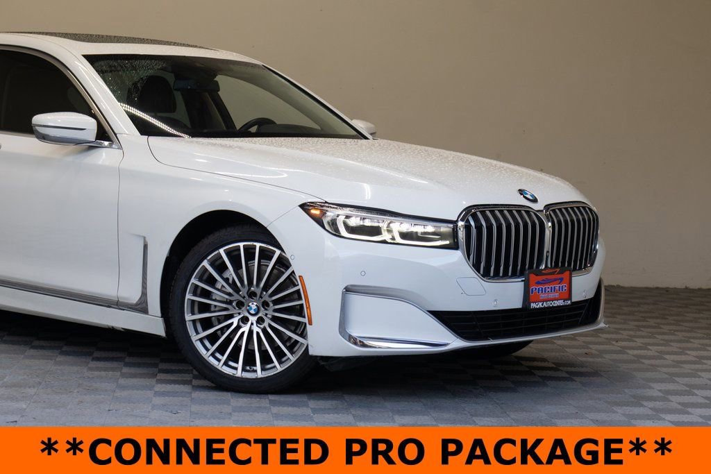 Used 2021 BMW 740i w/ Premium Package RWD image 3