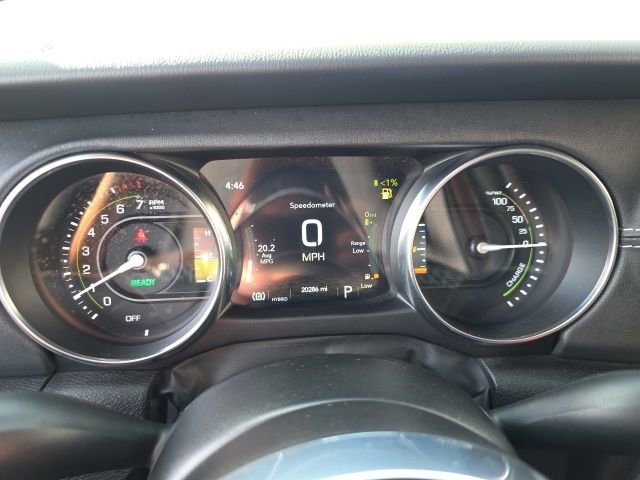 Used 2023 Jeep Wrangler Unlimited Sahara w/ Cold Weather Group image 20