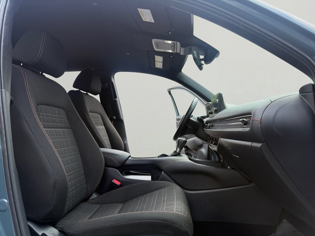 Certified 2025 Honda HR-V Sport image 24