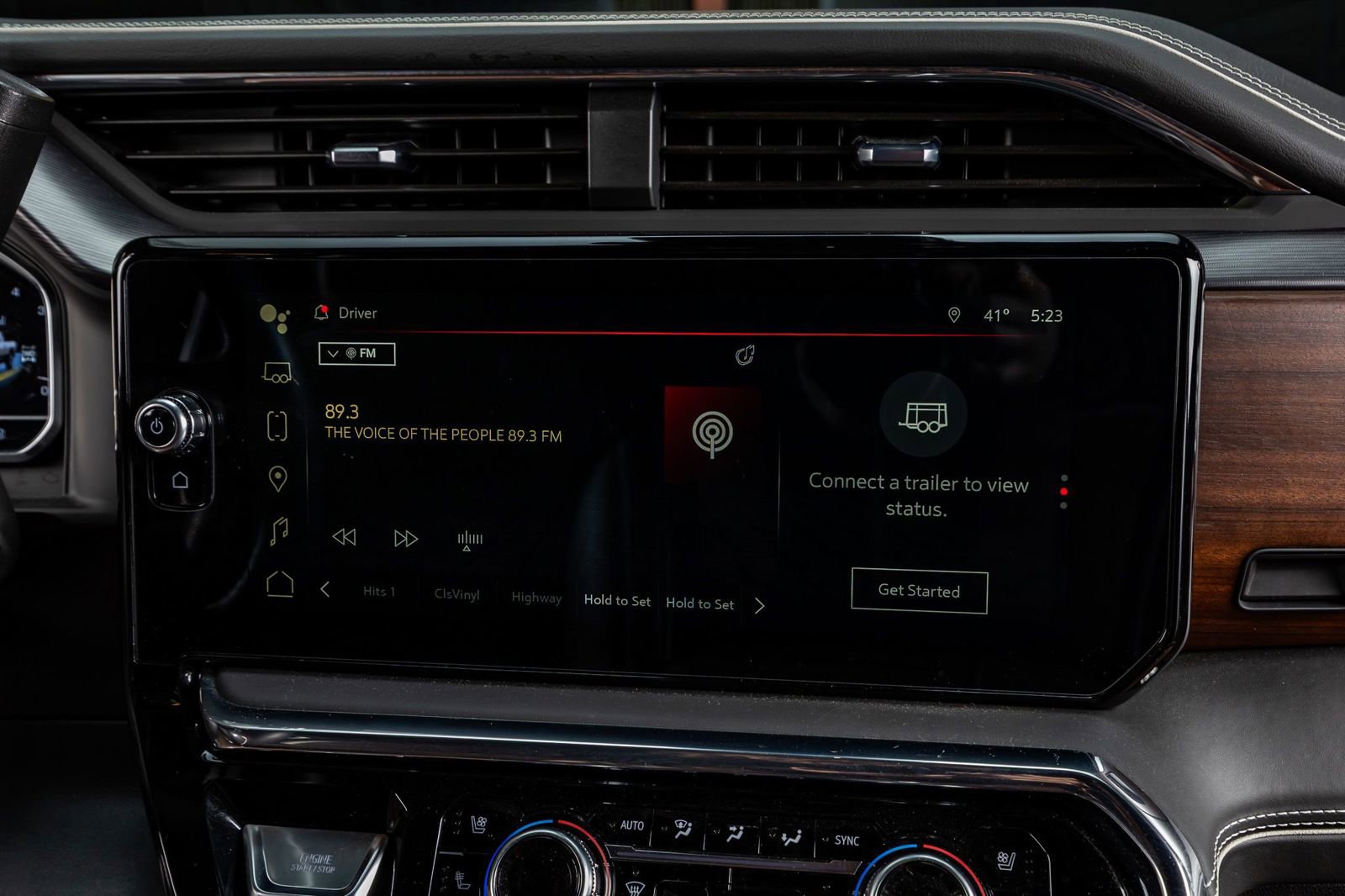 Used 2025 GMC Sierra 2500 Denali Ultimate w/ Max Trailering Package image 25