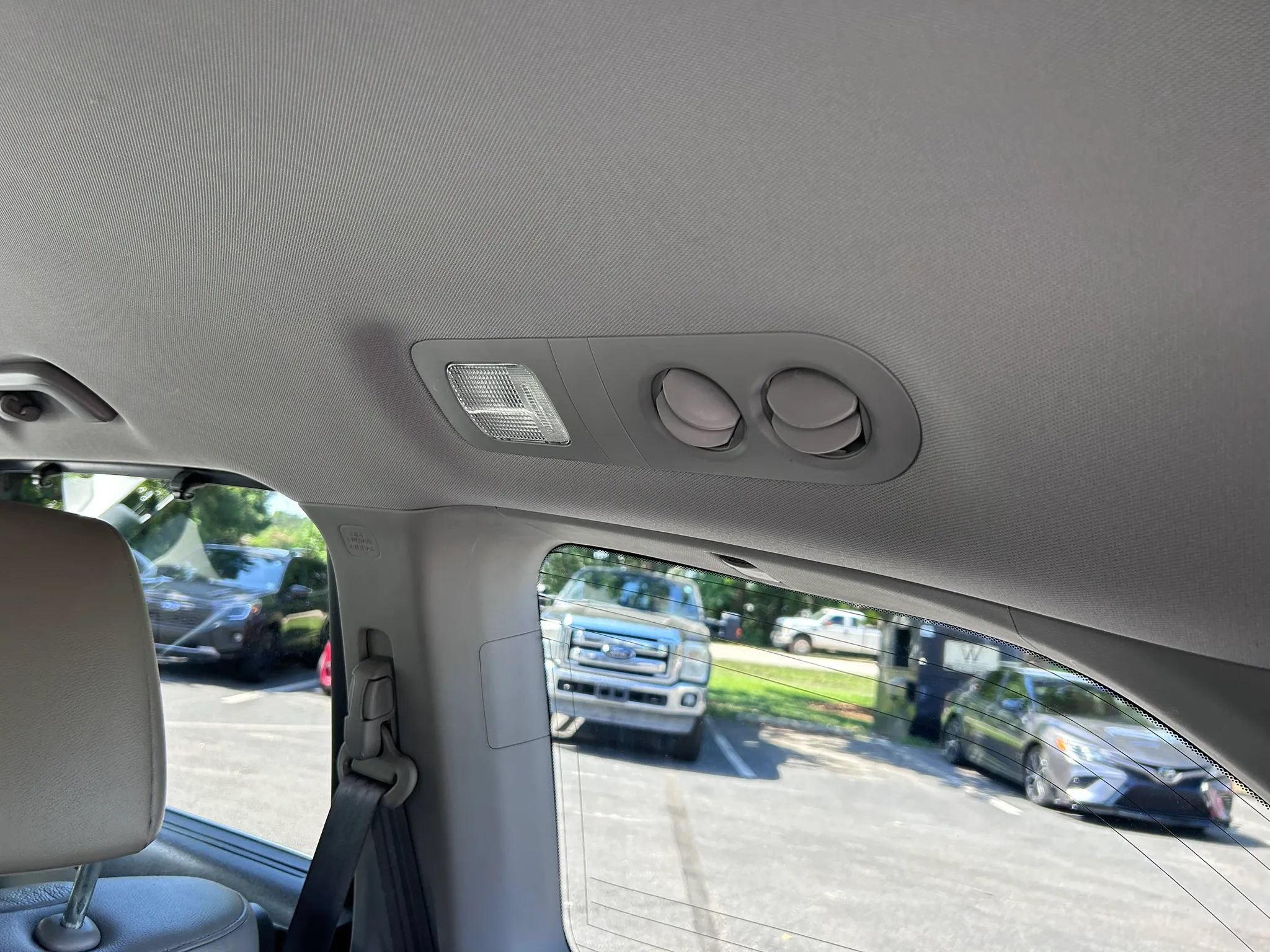 Used 2012 Honda Odyssey EX-L image 24