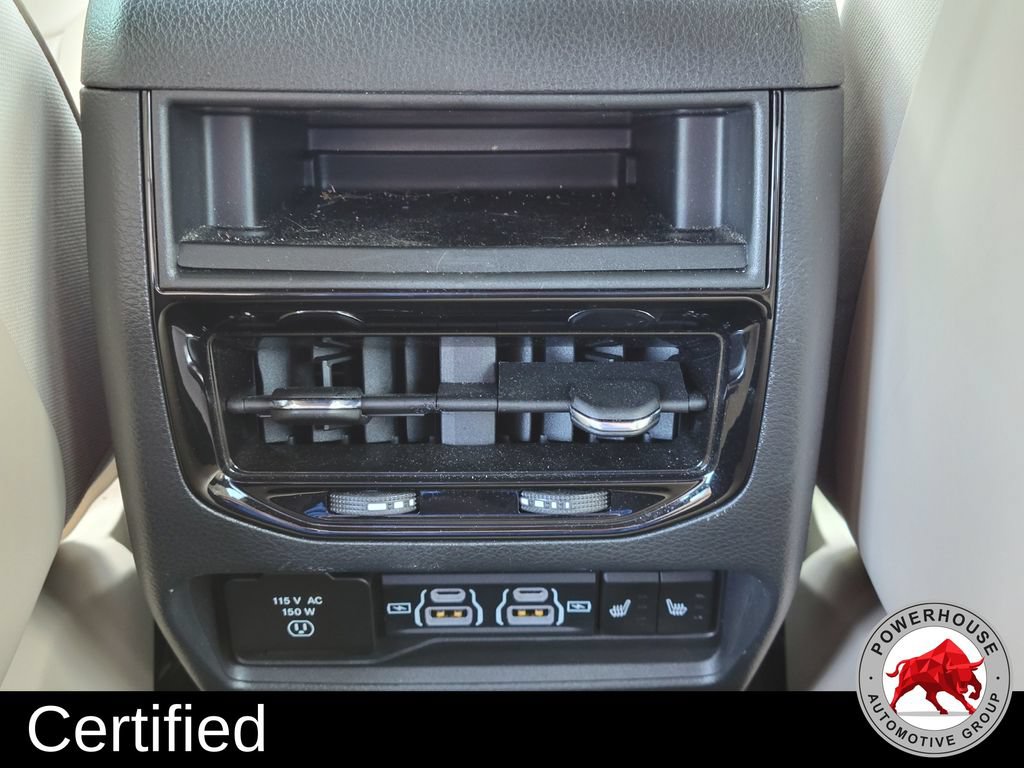 Used 2024 Jeep Grand Cherokee Limited RWD image 18