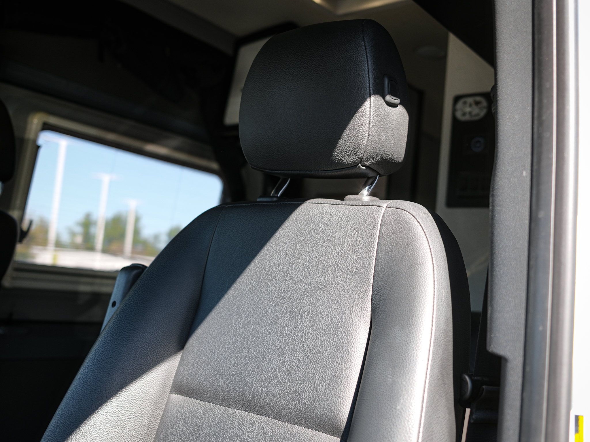 Used 2021 Mercedes-Benz Sprinter 2500 w/ Parking Package image 16